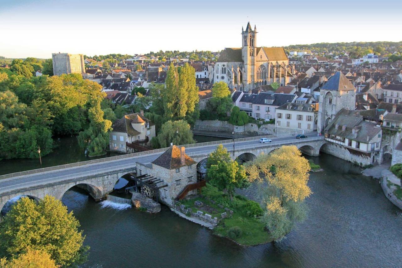 Deux Pieces Terrasse Lägenhet Moret-sur-Loing Exteriör bild