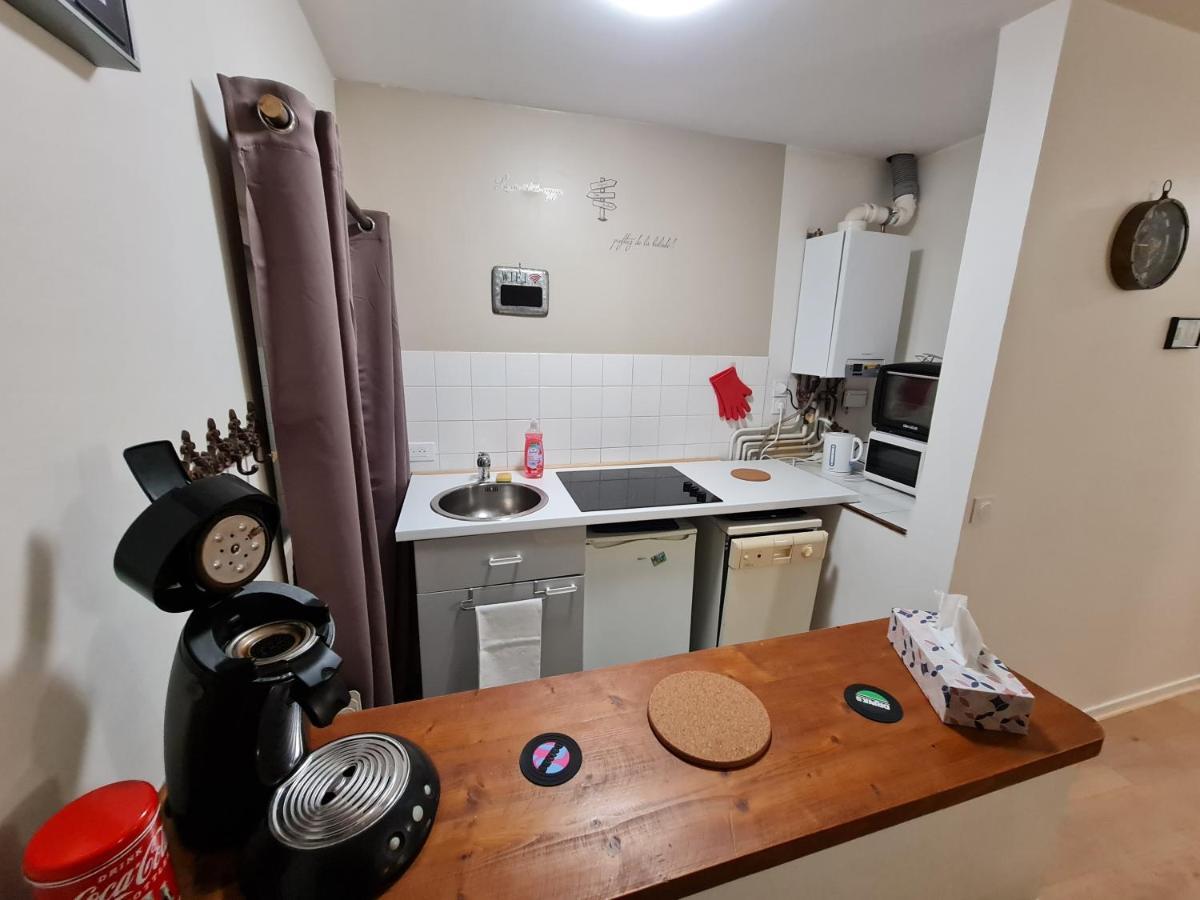 Deux Pieces Terrasse Lägenhet Moret-sur-Loing Exteriör bild